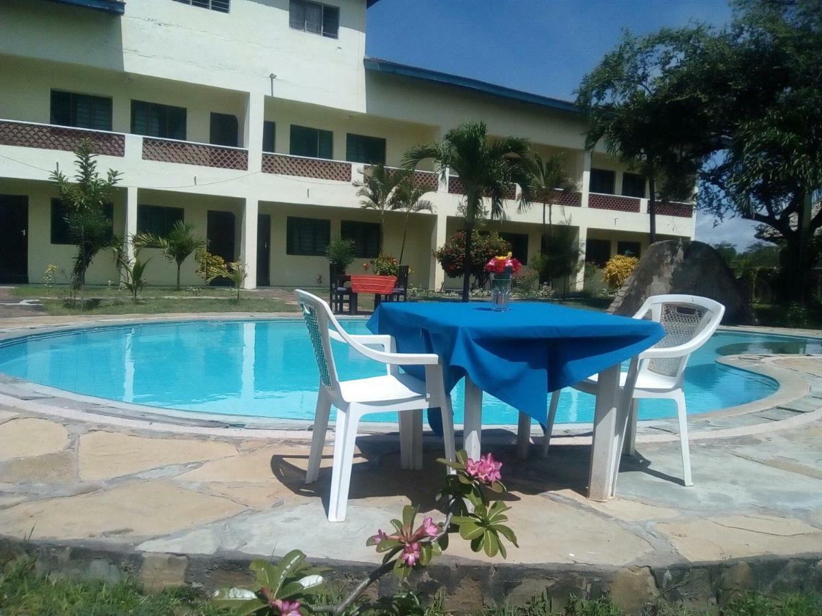 Ashari Hotel Shanzu Ngoại thất bức ảnh